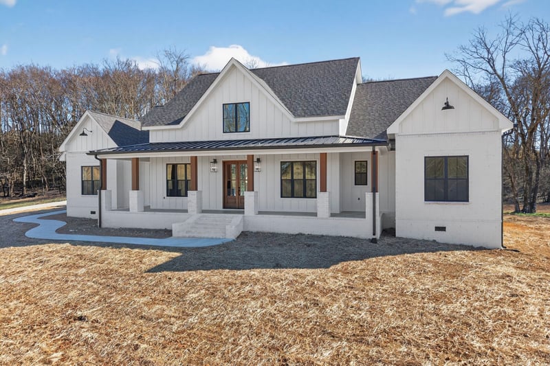 3019 Valley Creek Rd, Culleoka, TN 38451