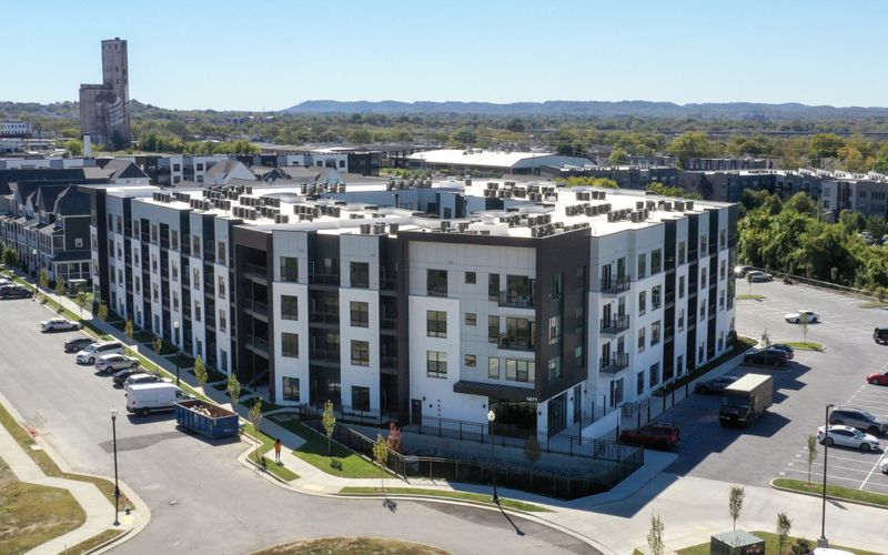 1677 54th Ave N #415, Nashville, TN 37209
