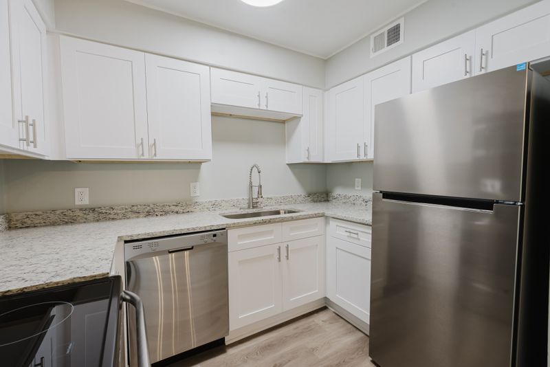 4958 Edmondson Pike #12, Nashville, TN 37211