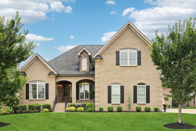 3318 Vintage Grove Pkwy, Murfreesboro, TN 37130