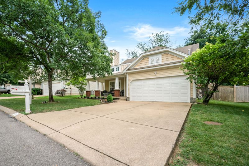 1013 Bradford Park Rd, Mount Juliet, TN 37122