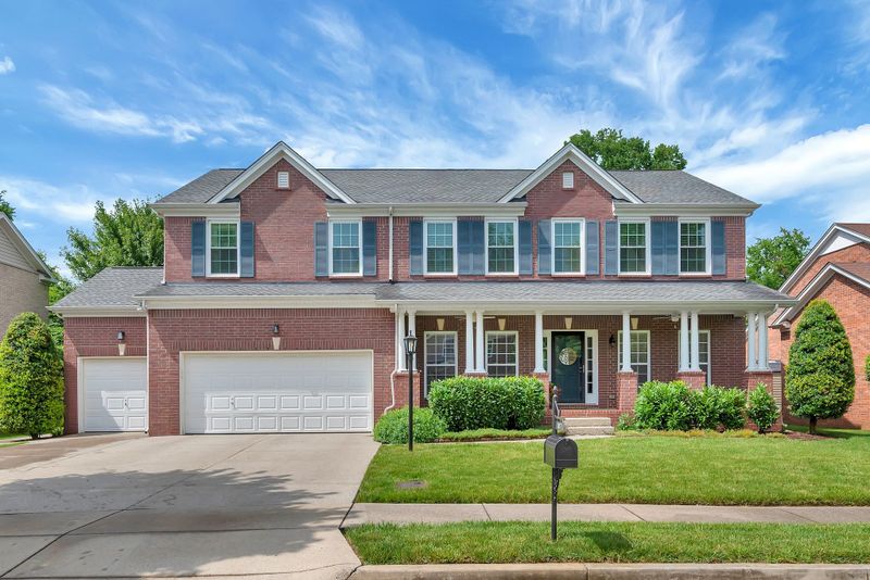 2017 Hawks Nest Dr, Hermitage, TN 37076