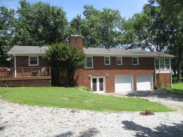 829 Kenny St, Gallatin, TN 37066
