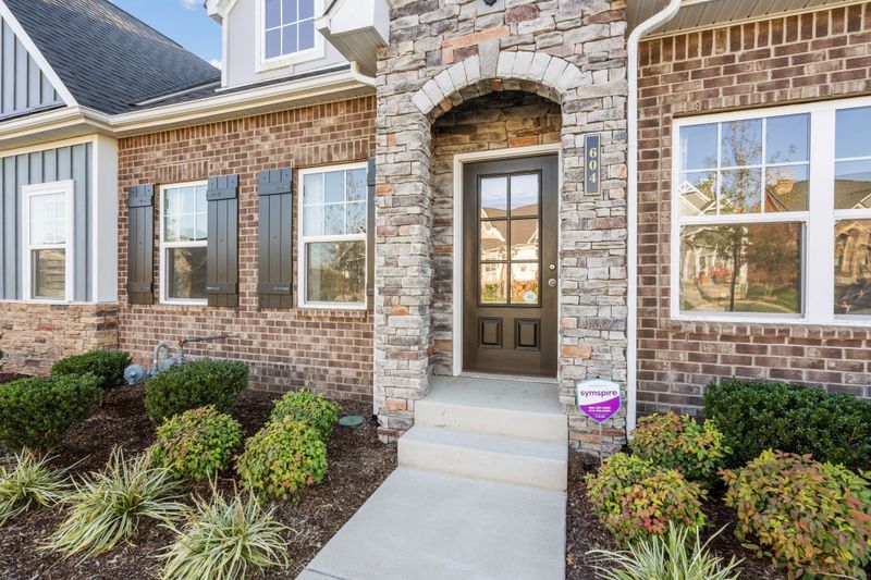 604 Douglas St, Lebanon, TN 37087