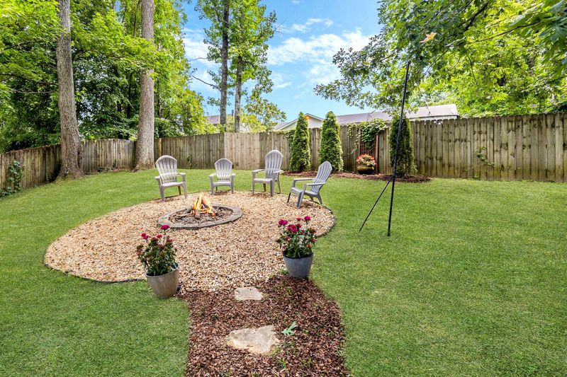 1137 Jacksons View Rd, Hermitage, TN 37076