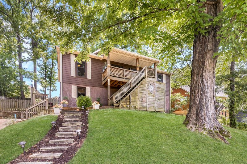 1137 Jacksons View Rd, Hermitage, TN 37076