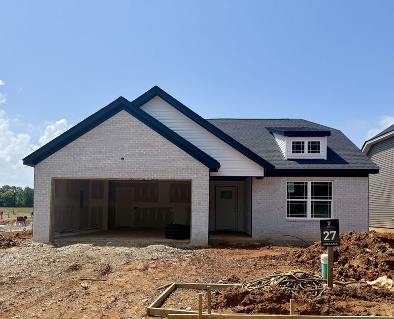 1097 Javier Dr, Springfield, TN 37172