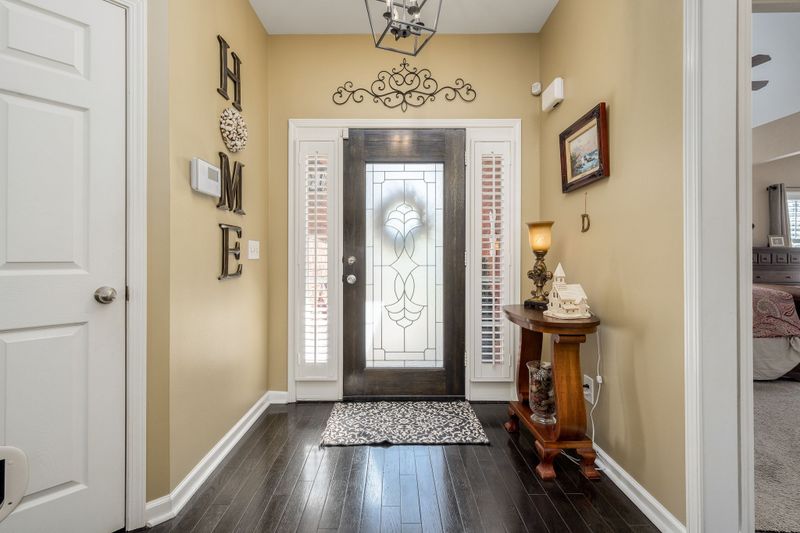 939 Central Valley Rd, Murfreesboro, TN 37129