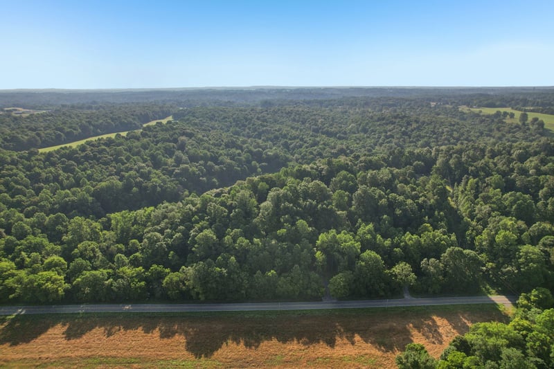 2326 Fairfield Rd, Westmoreland, TN 37186