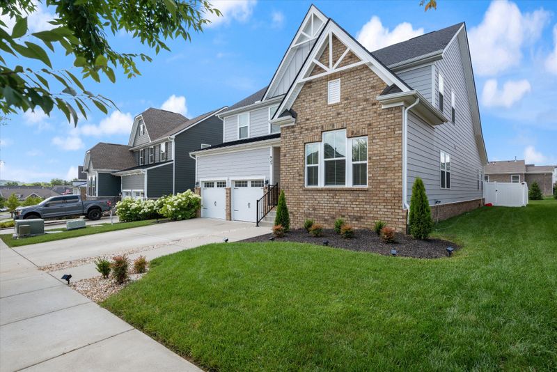 927 Orchid Pl, Hendersonville, TN 37075