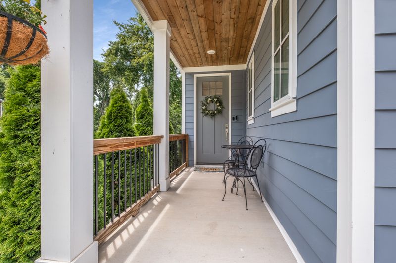 569 Croley Dr #A, Nashville, TN 37209