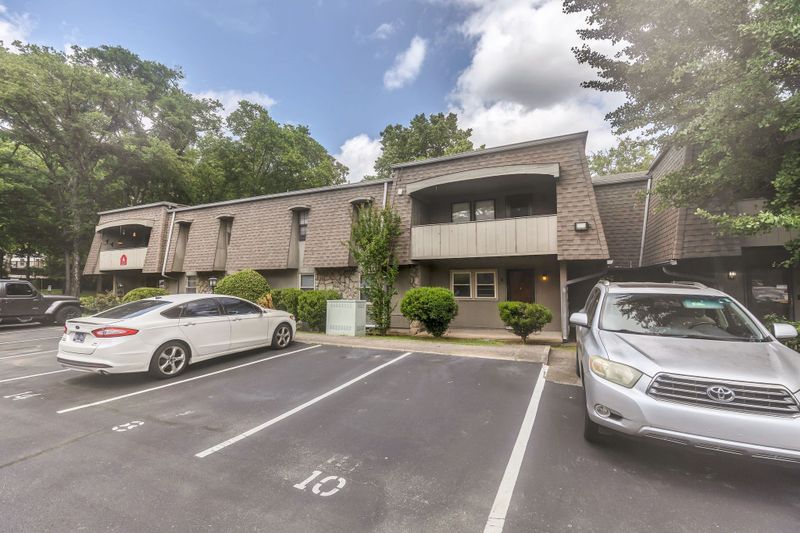 2929 Selena Dr #8, Nashville, TN 37211