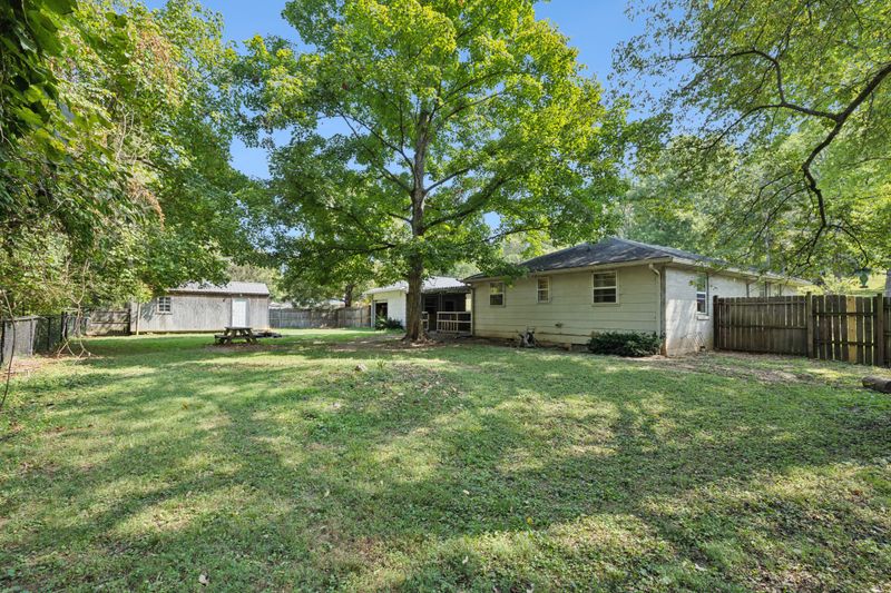 3943 Creekside Dr, Nashville, TN 37211