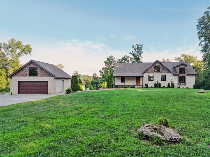 1099 W Sears Rd, Pegram, TN 37143