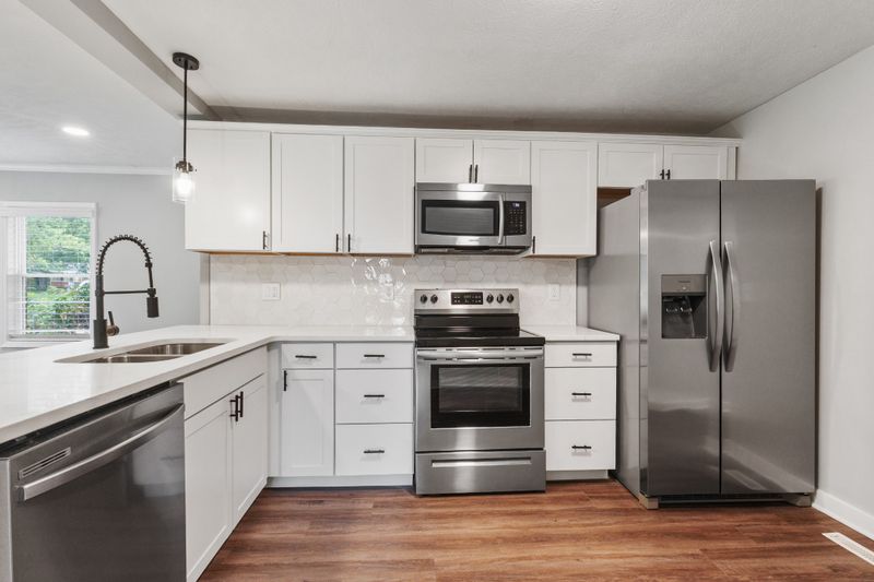 706 Poplar Ave, Murfreesboro, TN 37130