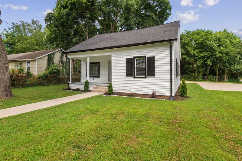 706 Poplar Ave, Murfreesboro, TN 37130