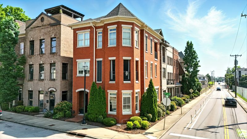 1700 5th Ave N, Nashville, TN 37208