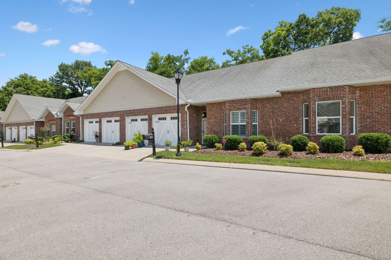 805 Cedarstone Way, Nashville, TN 37214