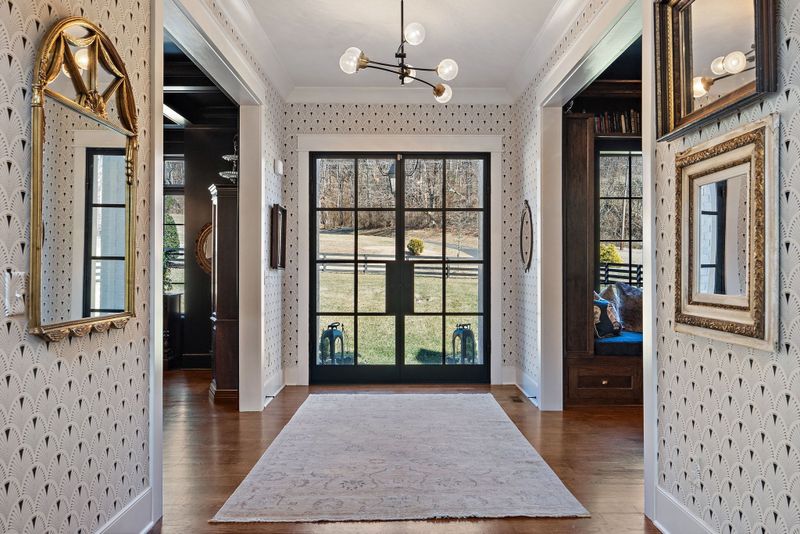 1049 Holly Tree Gap Rd, Brentwood, TN 37027