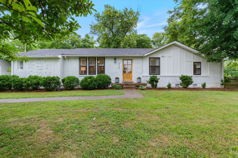 339 Binkley Dr, Nashville, TN 37211