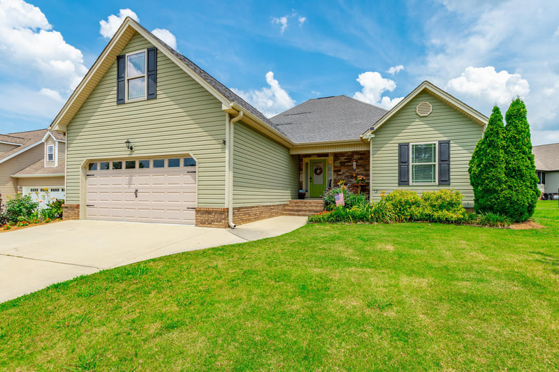 30 Hunting Ridge Cir, Rock Spring, GA 30739