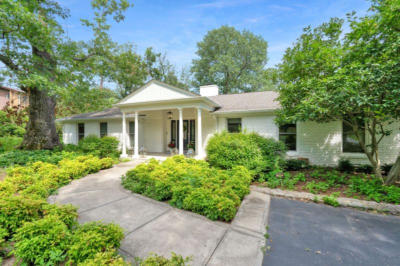 5309 Forest Acres Dr, Nashville, TN 37220