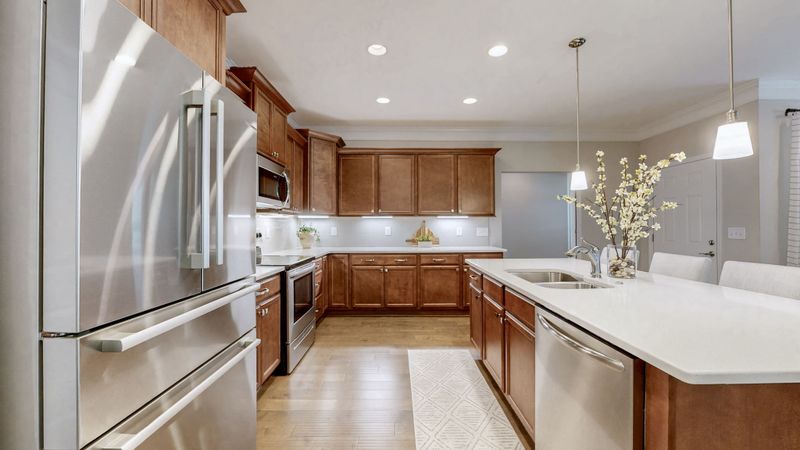 2337 Stonecenter Ln, Murfreesboro, TN 37128