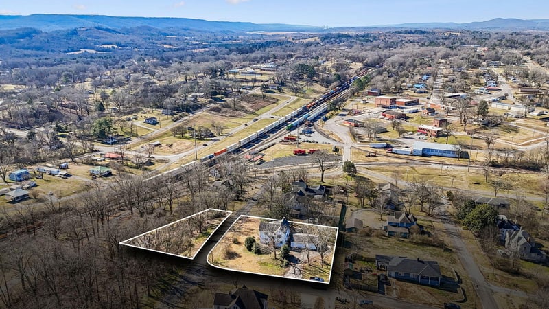 403 Hoffman Ave, Bridgeport, AL 35740