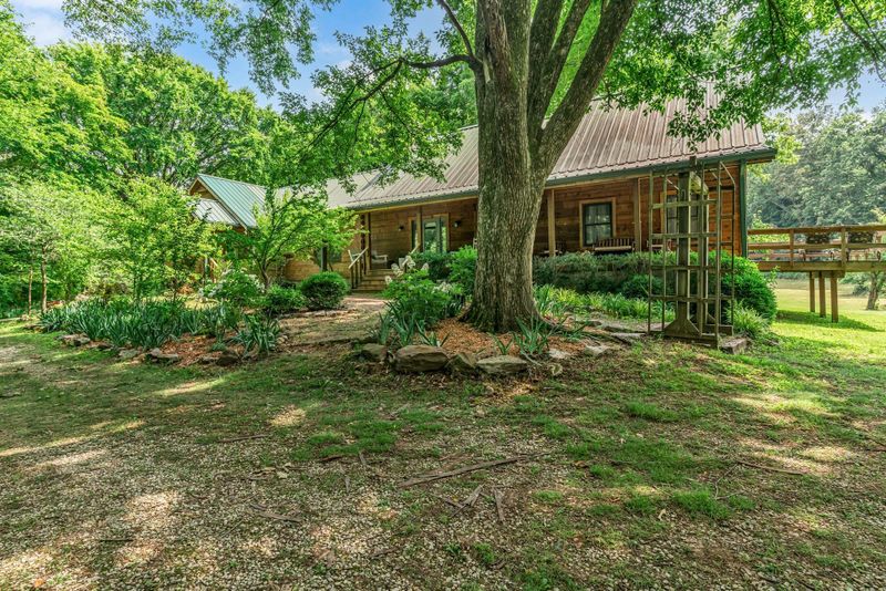 3316 Burr Rd, Springfield, TN 37172
