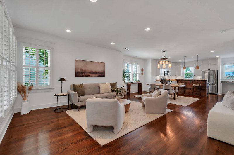 801 Lancaster Way, Nashville, TN 37212