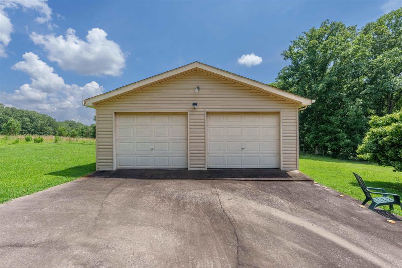 874 County Road 124, Florence, AL 35633