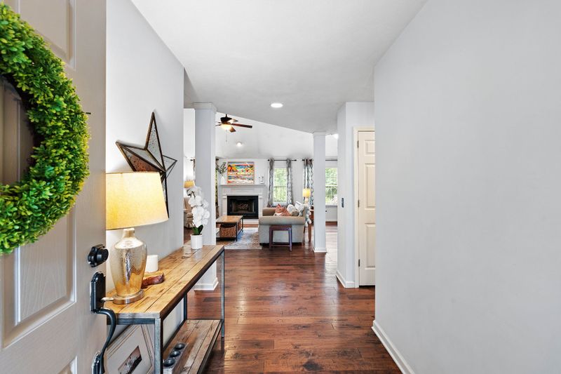 6872 Sunnywood Dr, Nashville, TN 37211