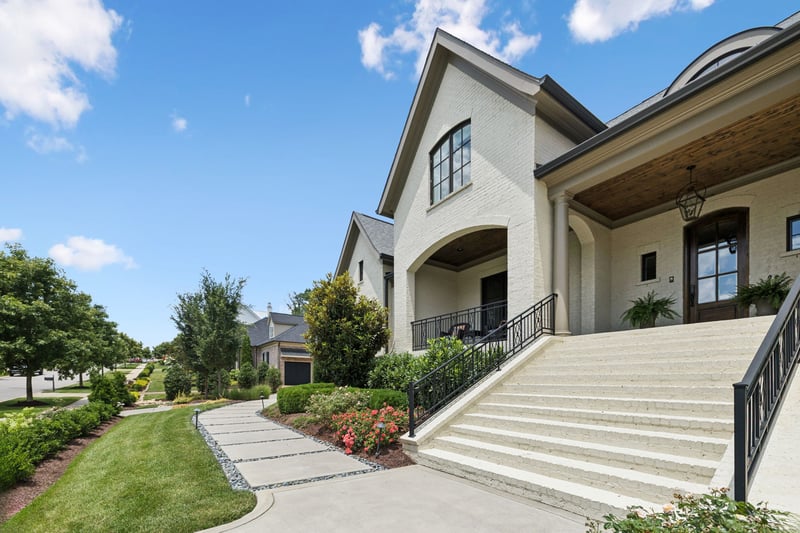 8654 Belladonna Dr, College Grove, TN 37046
