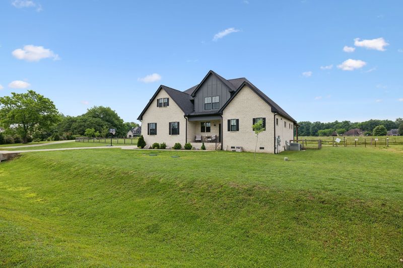 108 Hawksbeard Ct, Murfreesboro, TN 37128