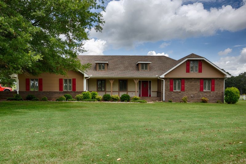 27615 Shannon Rd, Ardmore, AL 35739