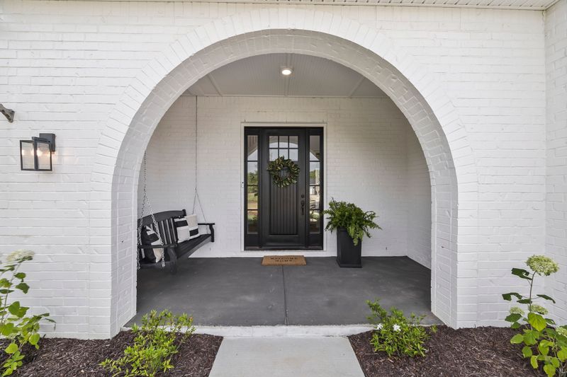 7232 Ellaby Ct, College Grove, TN 37046