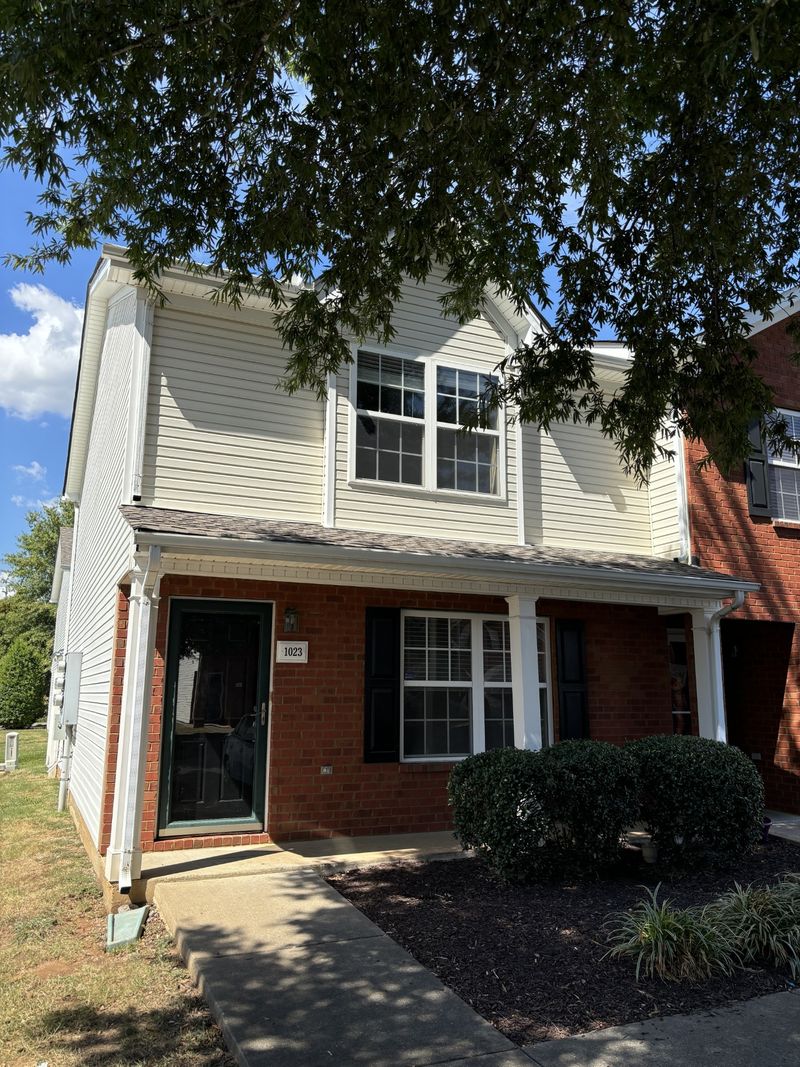 1023 Sitting Bull Xing, Murfreesboro, TN 37128