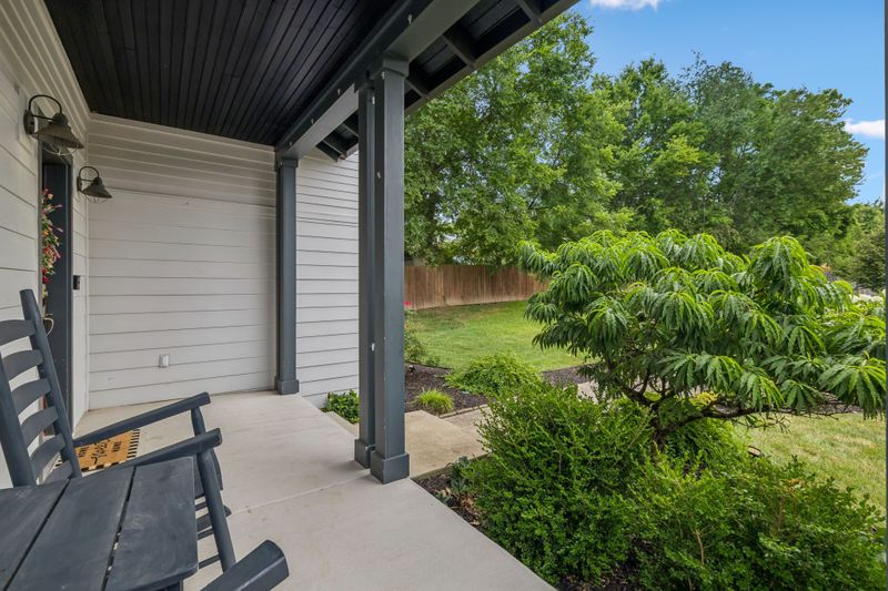 2736 Greenside Pl, Nashville, TN 37206