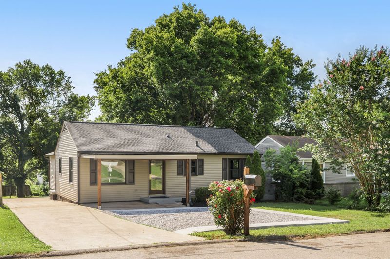 635 Freedom Pl, Nashville, TN 37209
