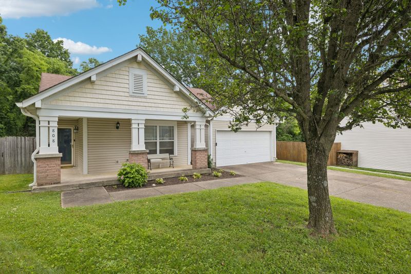 808 Garrett Way Ct, Antioch, TN 37013
