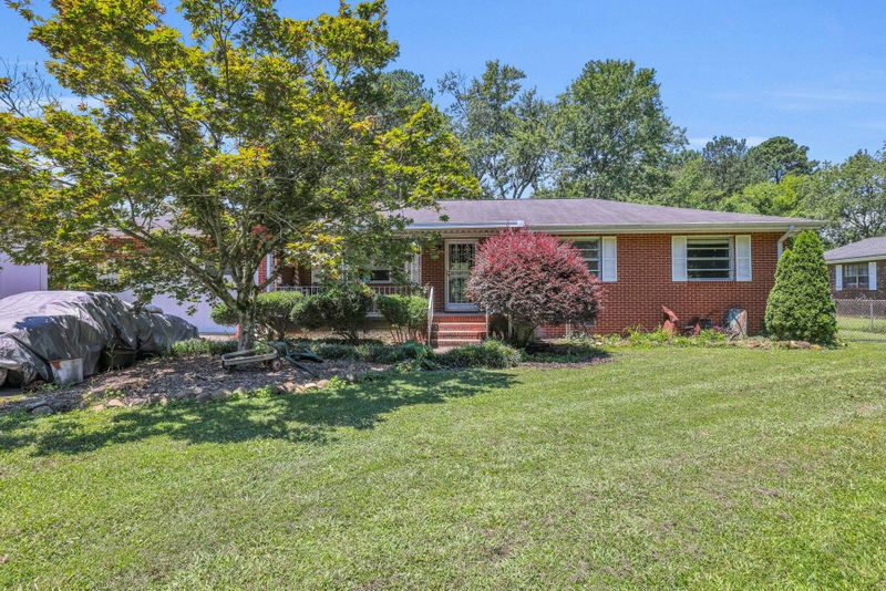 353 Prater Rd, Rossville, GA 30741