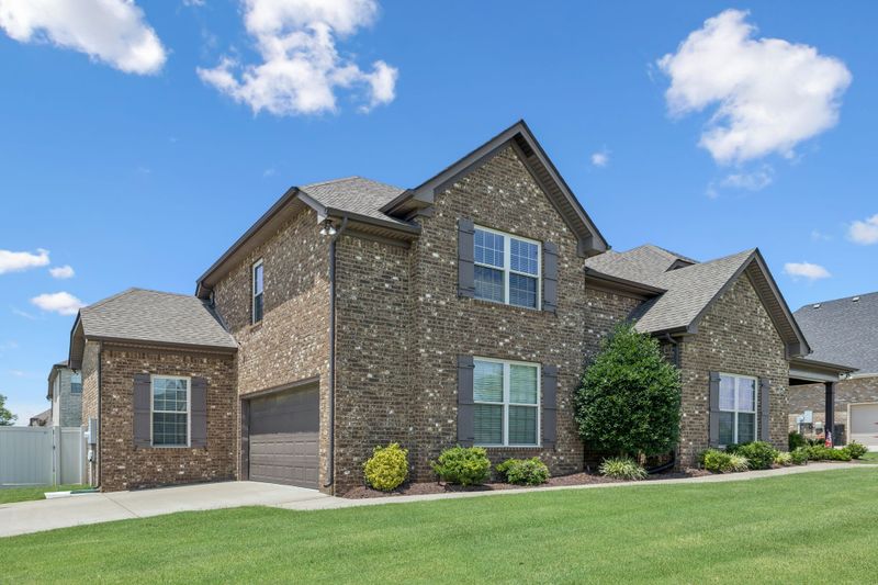 2426 Telford Ln, Murfreesboro, TN 37128