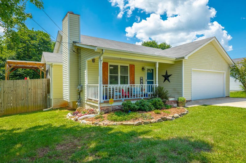 171 Gentry Rd, Ringgold, GA 30736