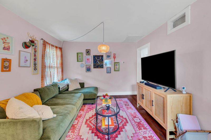909 Petway Ave, Nashville, TN 37206