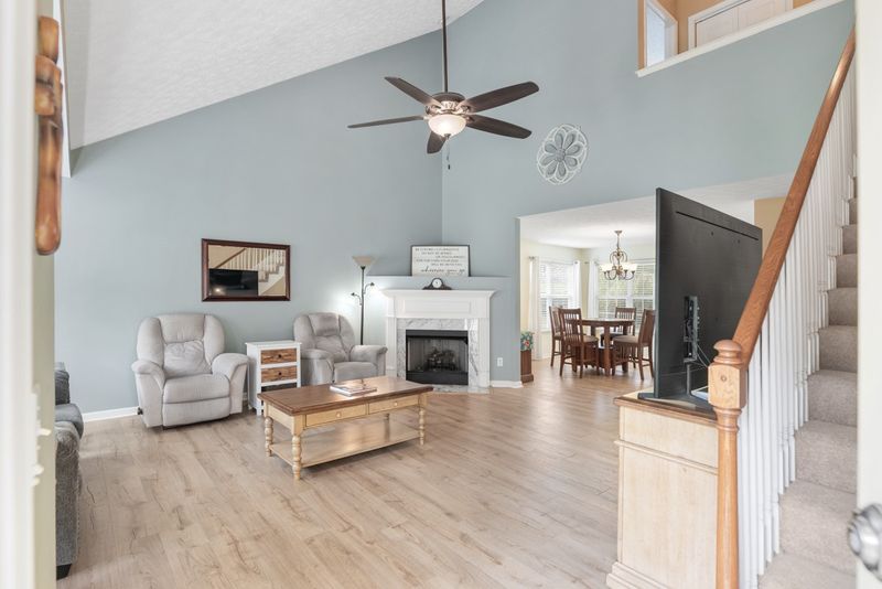 146 E Braxton Ln, Hendersonville, TN 37075