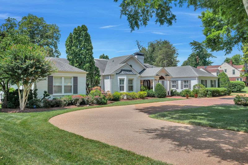219 Hillwood Blvd, Nashville, TN 37205