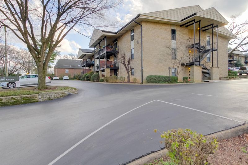 4425 Westlawn Dr #A203, Nashville, TN 37209