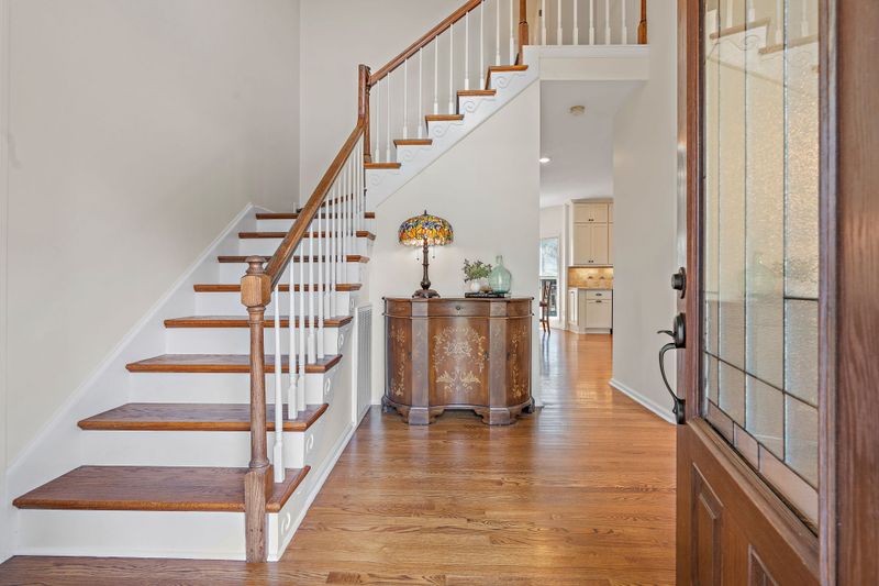 513 Foxcroft Cir, Franklin, TN 37067