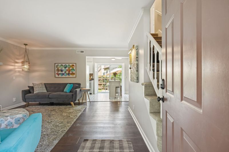 3215 E Lake Dr, Nashville, TN 37214