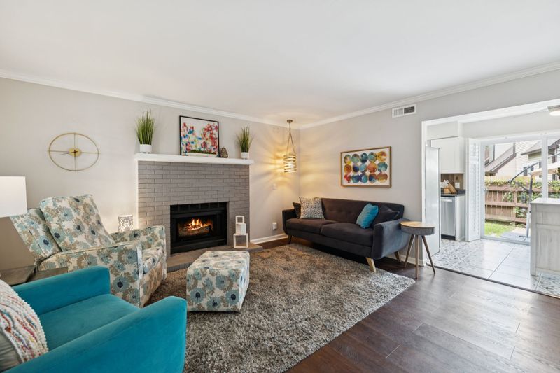 3215 E Lake Dr, Nashville, TN 37214